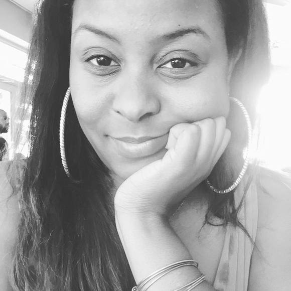 Meet your Posher, Kyria - Picture 1 of 1